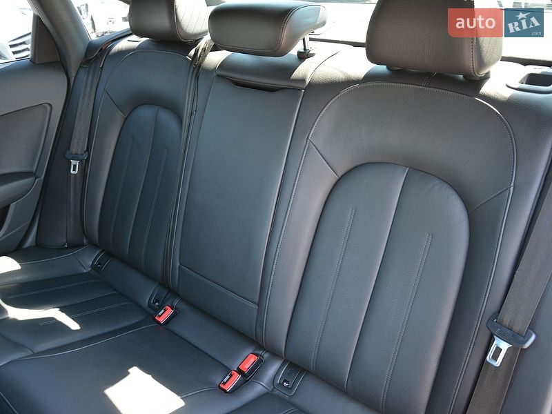 Седан Audi A6 2017 в Киеве