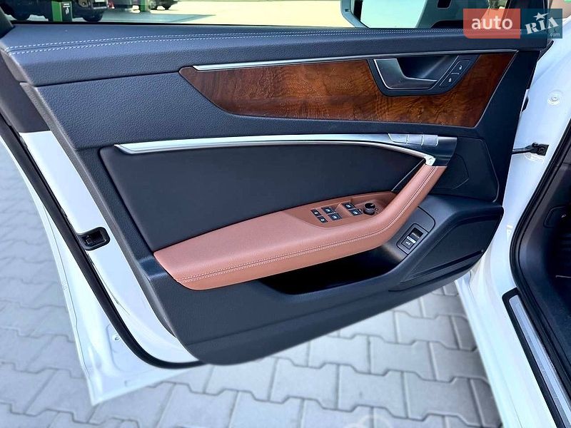 Седан Audi A6 2021 в Киеве