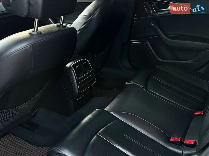 Седан Audi A6 2012 в Гайсине