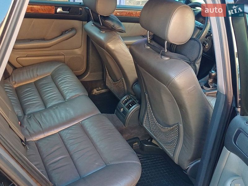 Универсал Audi A6 1999 в Недригайлове