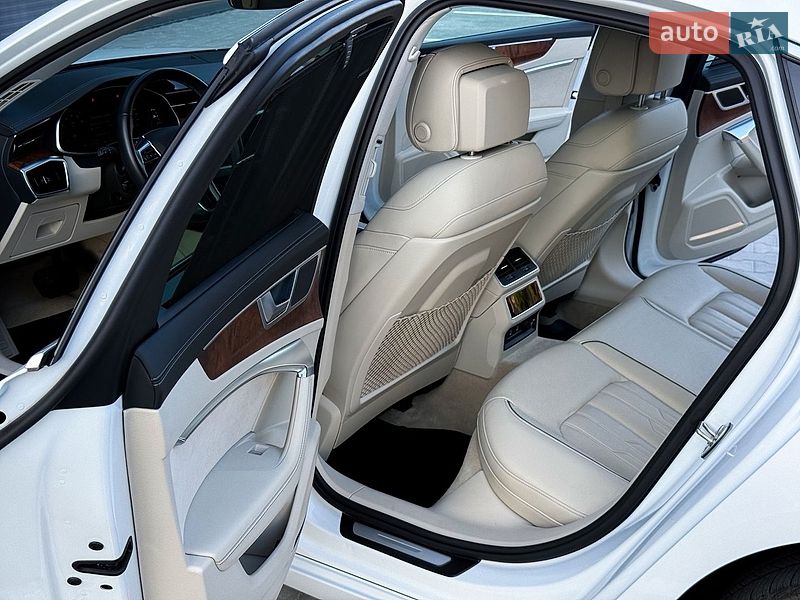 Седан Audi A6 2022 в Белой Церкви