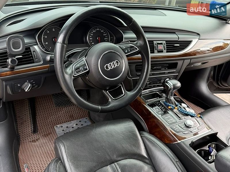 Седан Audi A6 2011 в Ивано-Франковске
