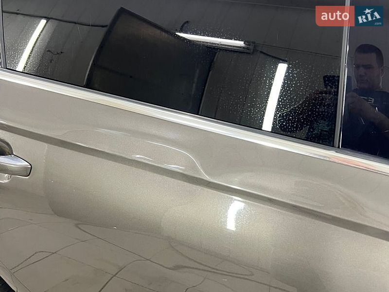 Седан Audi A6 2013 в Терновке