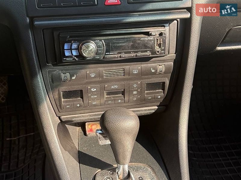 Универсал Audi A6 2000 в Жашкове