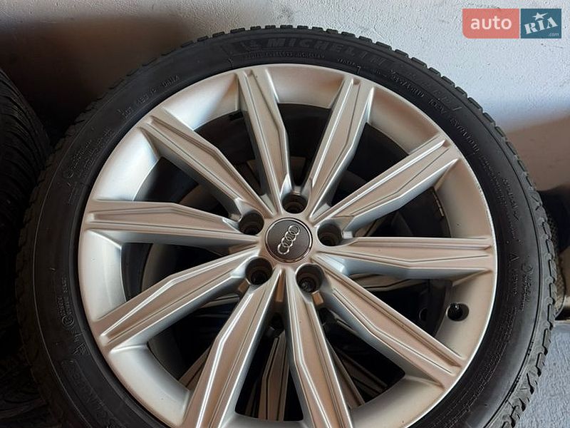 Седан Audi A6 2020 в Стрые