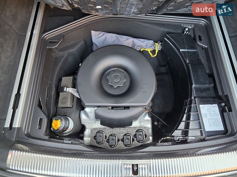 Универсал Audi A6 2016 в Киеве