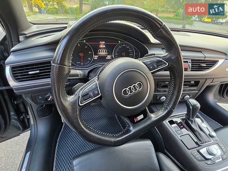 Универсал Audi A6 2016 в Киеве