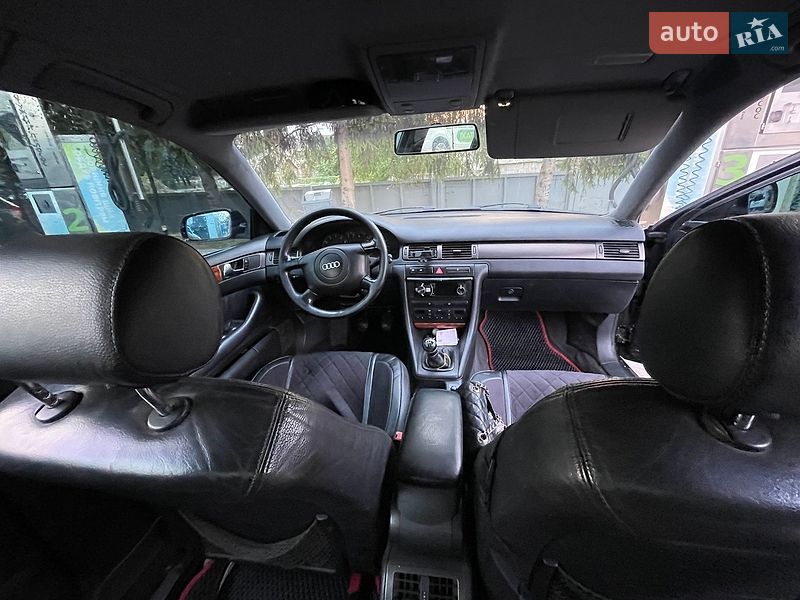 Седан Audi A6 1998 в Лубнах