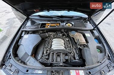 Седан Audi A6 1998 в Лубнах