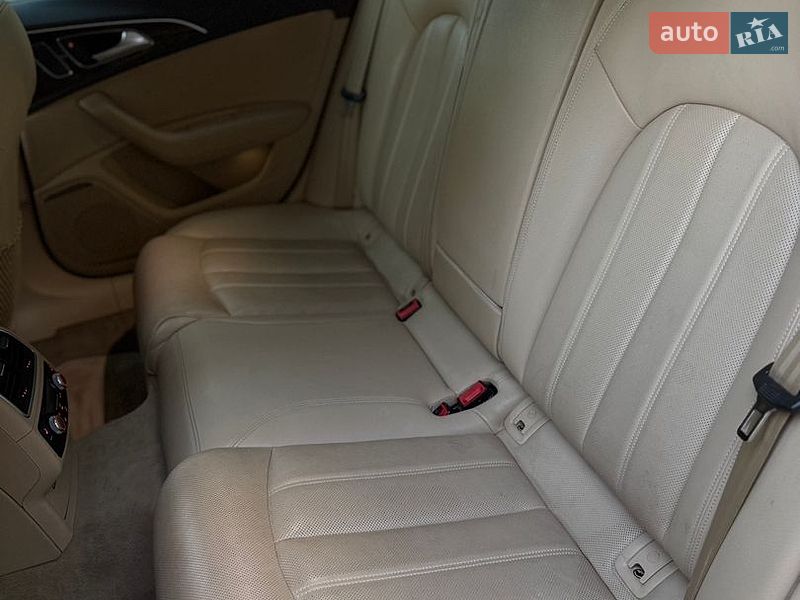 Седан Audi A6 2013 в Ивано-Франковске