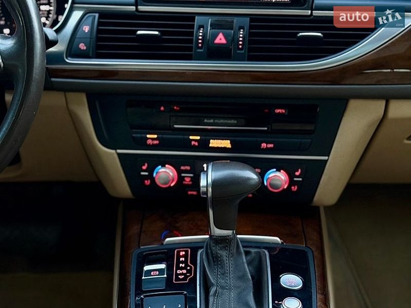 Седан Audi A6 2013 в Ивано-Франковске