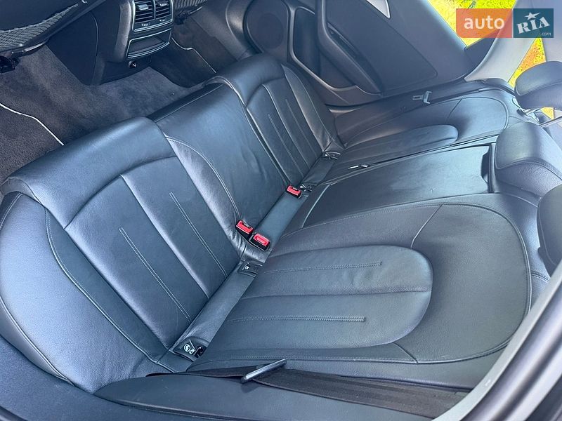 Седан Audi A6 2012 в Чернівцях