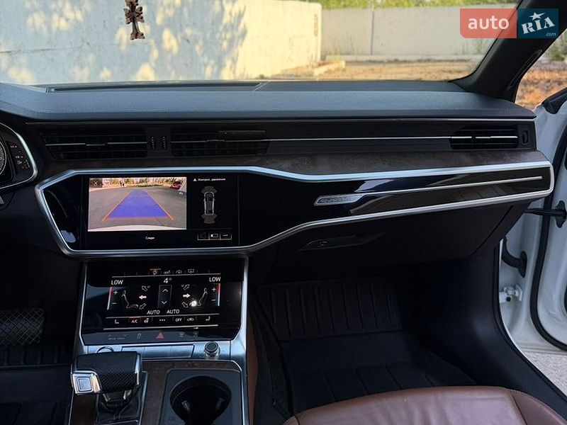 Седан Audi A6 2018 в Днепре