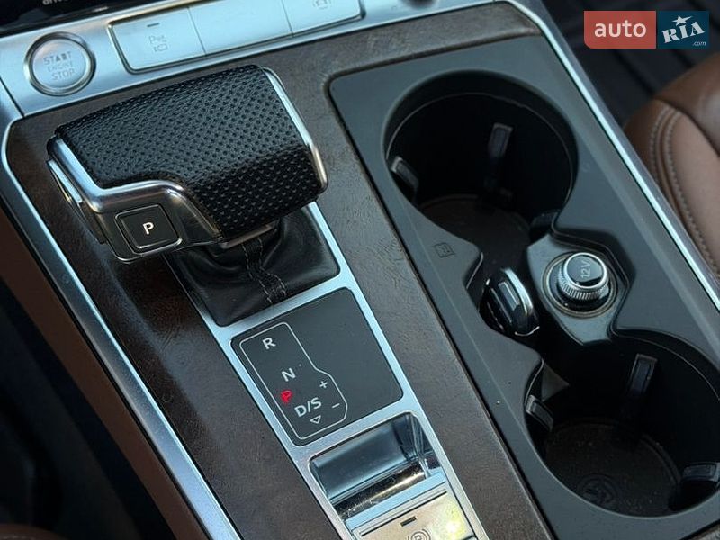 Седан Audi A6 2018 в Днепре