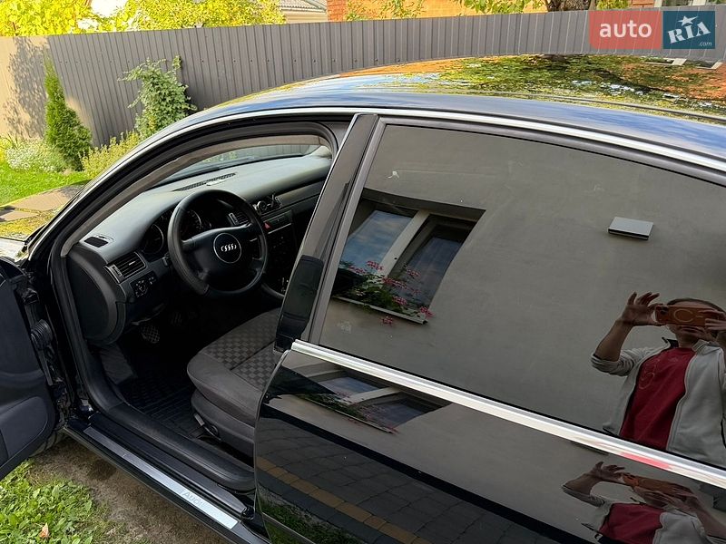 Седан Audi A6 2002 в Любомлі