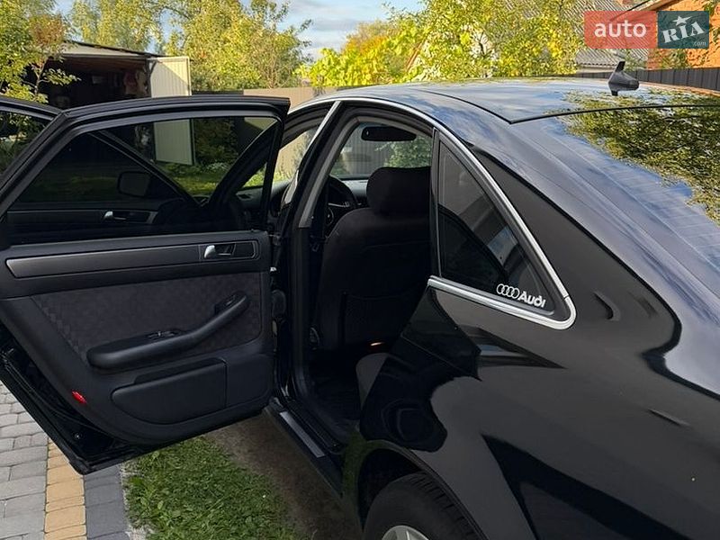Седан Audi A6 2002 в Любомлі
