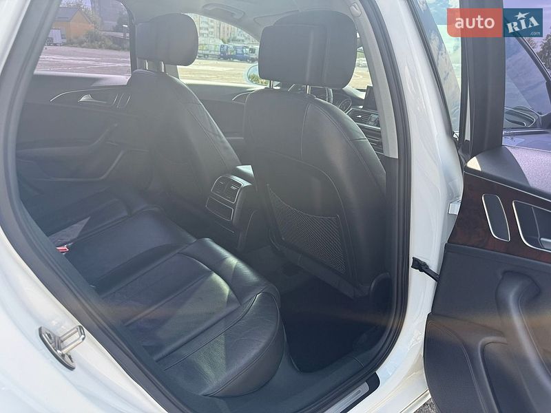 Седан Audi A6 2015 в Рівному