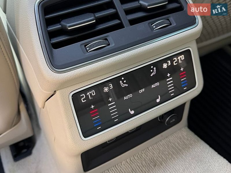Седан Audi A6 2023 в Прилуках