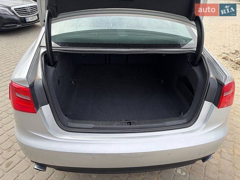 Седан Audi A6 2014 в Львове