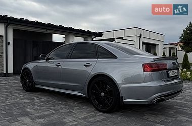 Седан Audi A6 2016 в Ровно