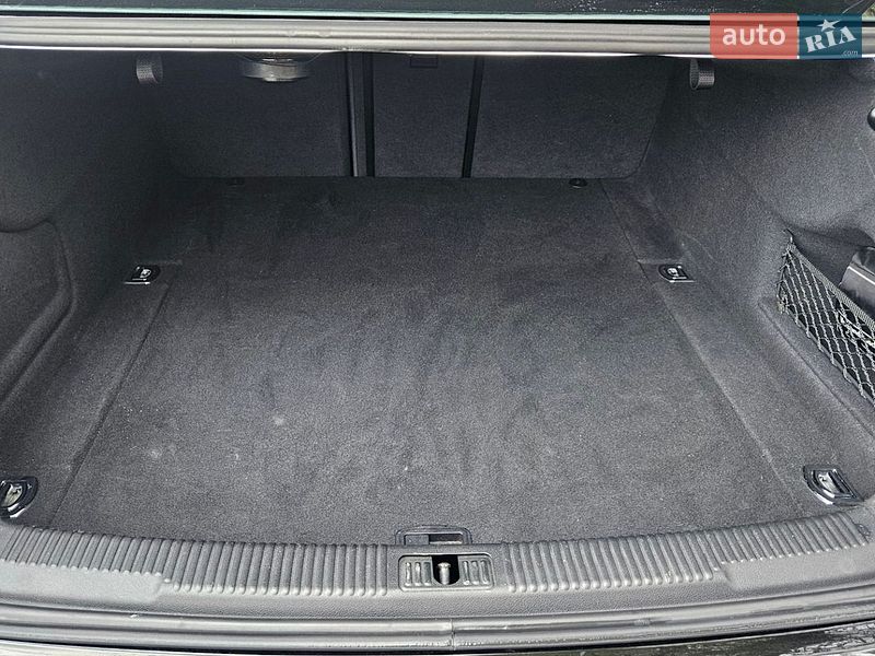 Седан Audi A6 2016 в Каменке-Бугской