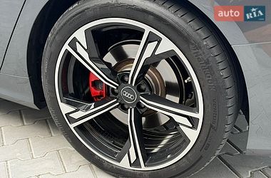 Седан Audi A6 2019 в Чернівцях