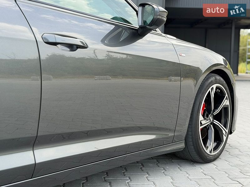 Седан Audi A6 2019 в Чернівцях