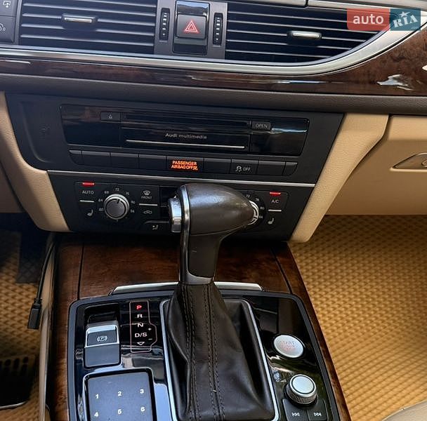 Седан Audi A6 2014 в Киеве
