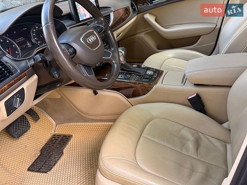 Седан Audi A6 2014 в Киеве