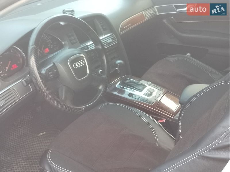 Седан Audi A6 2004 в Галиче