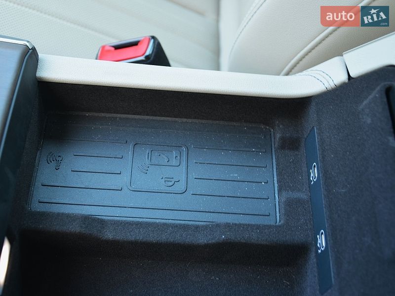 Седан Audi A6 2024 в Киеве