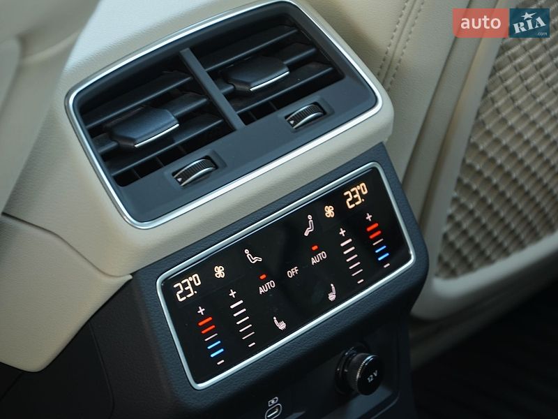 Седан Audi A6 2024 в Киеве