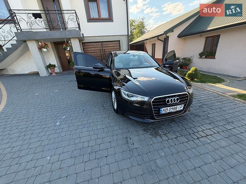 Седан Audi A6 2012 в Новояворівську