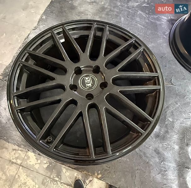 Седан Audi A6 2014 в Полтаві
