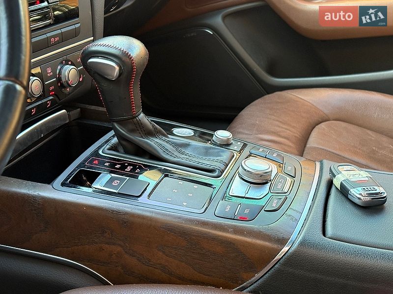 Седан Audi A6 2015 в Львові