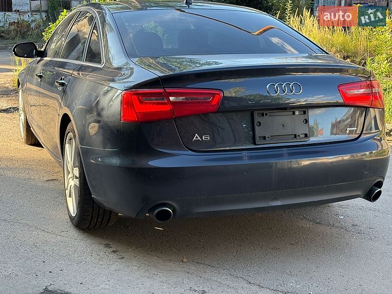 Седан Audi A6 2015 в Львові