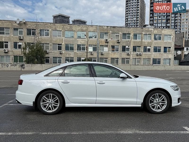 Седан Audi A6 2016 в Киеве