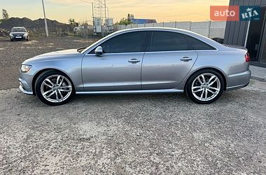 Седан Audi A6 2015 в Луцке
