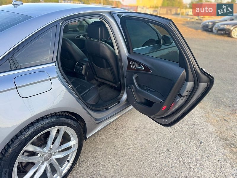Седан Audi A6 2015 в Луцке