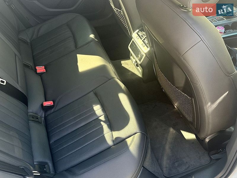 Седан Audi A6 2019 в Ровно