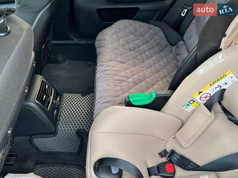 Универсал Audi A6 2010 в Желтых Водах