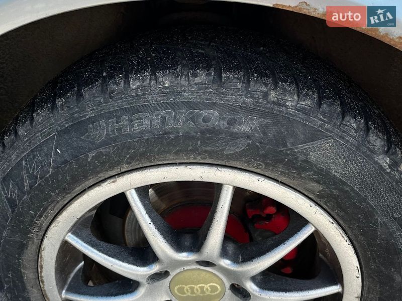 Седан Audi A6 1995 в Калуше