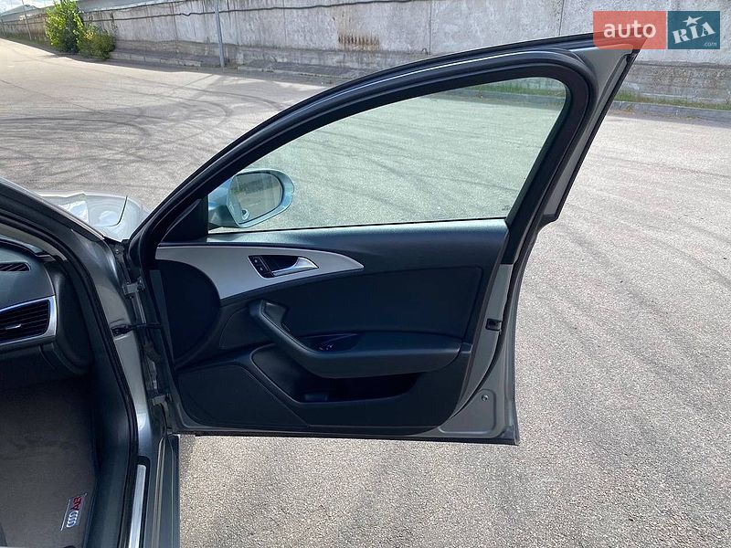 Универсал Audi A6 2012 в Киеве