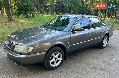 Седан Audi A6 1996 в Глухові