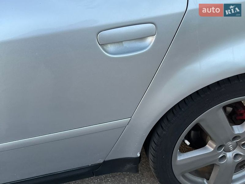 Седан Audi A6 1999 в Каневі