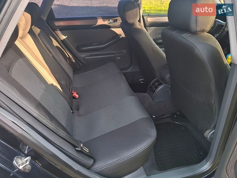 Седан Audi A6 1997 в Іваничах