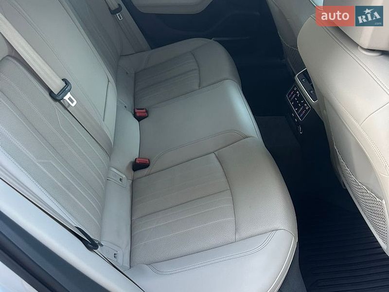 Седан Audi A6 2019 в Яворове