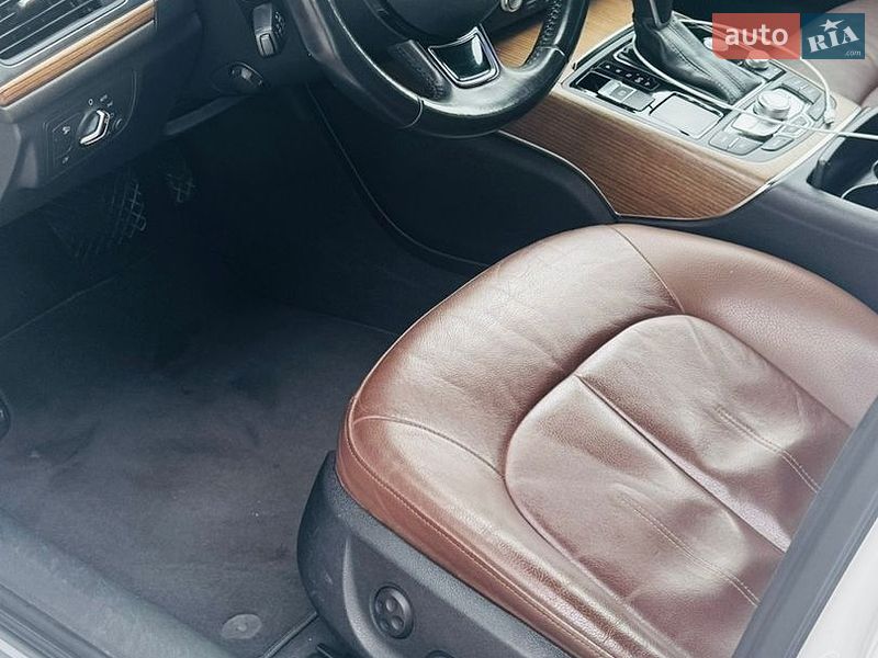 Седан Audi A6 2015 в Львове