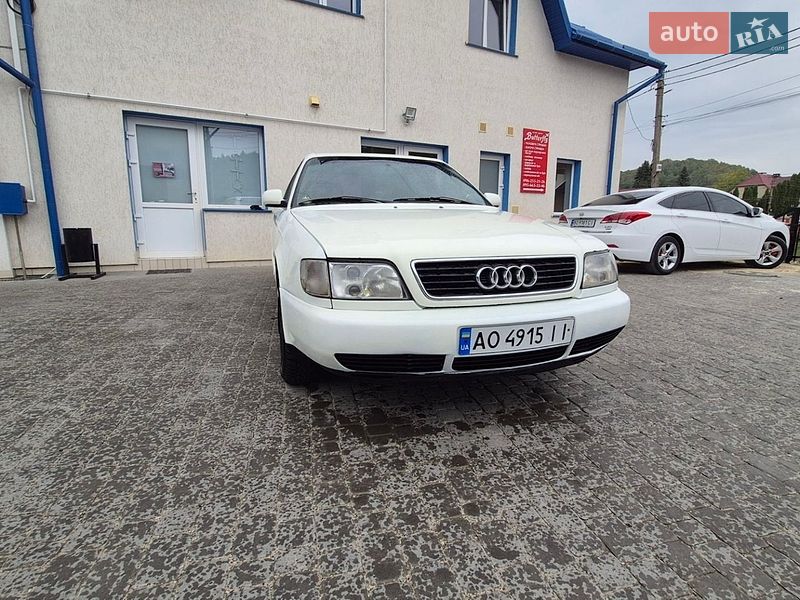 Седан Audi A6 1995 в Кременці