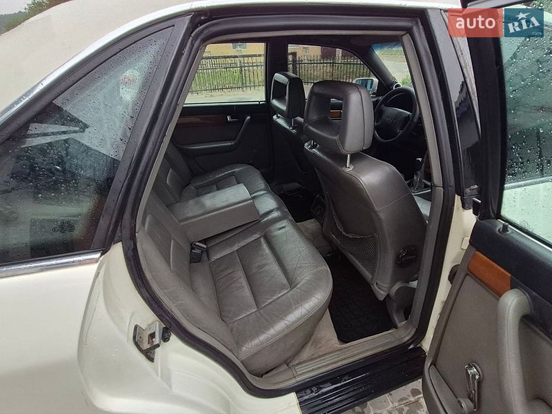 Седан Audi A6 1995 в Кременці